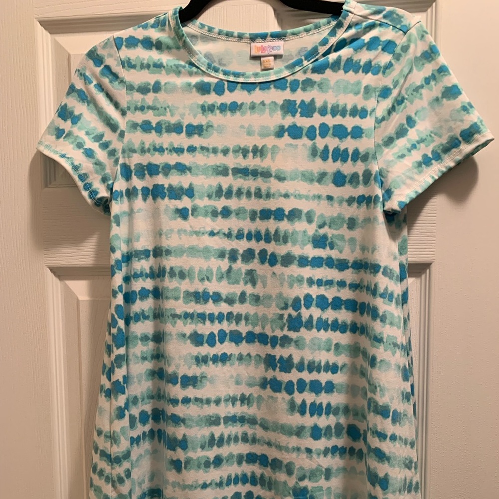 XXS Melissa lularoe shark bite shirt
